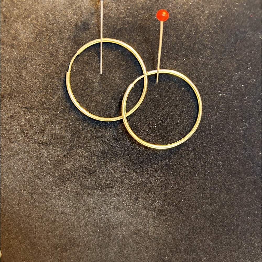 Vintage 14k yellow gold 1.25” hoops